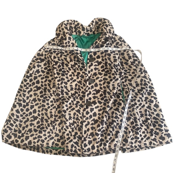 Cheetah Leopard Fleece Cape with a satin emerald green lining Size XL - Picture 7 of 12